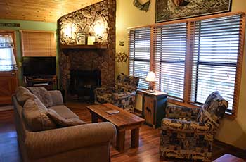 Catch of the Day - 3 bedroom vacation rental home in Eureka Sprins, Arkansas