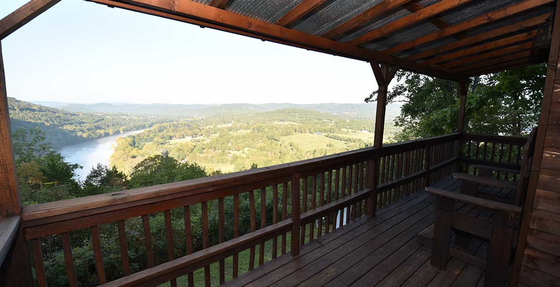 Eureka Springs Cabin - The Minnow Bucket