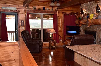 The Paddler - perfect vacation rental for a family or group getaway to Eureka Springs